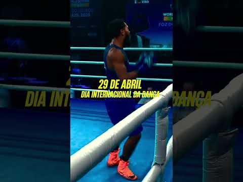 E esse molejo do Luiz Oliveira no Dia Internacional da Dança? 🕺